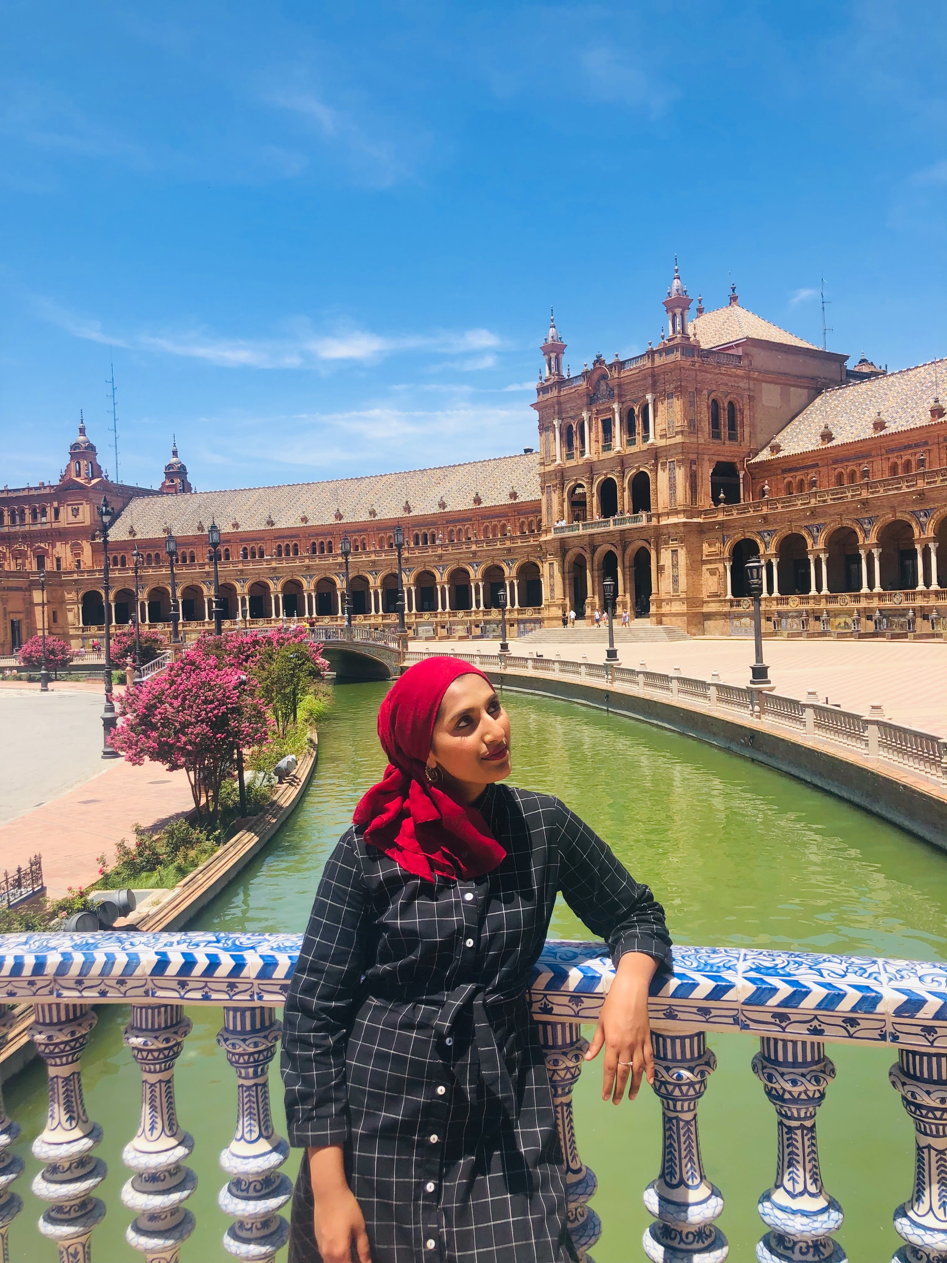 rafa farihah sevilla bridge photo